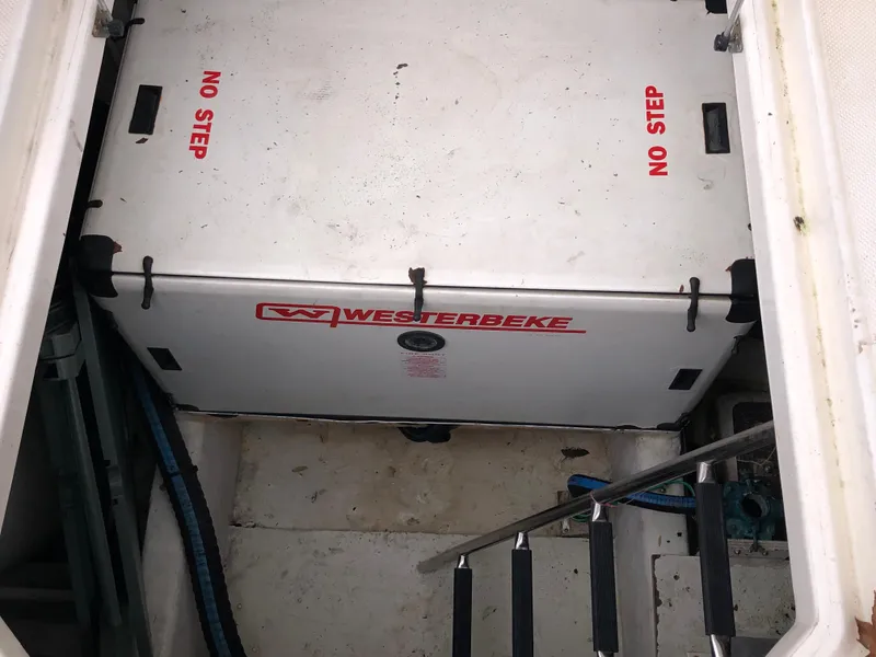 Slide: The Image of Bayliner 5288 PILOTHOUSE 2002 - 57