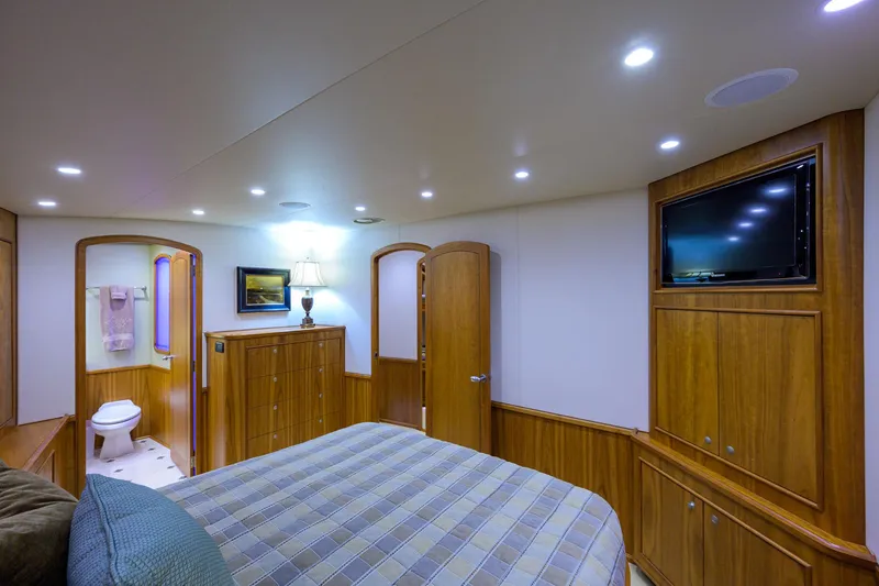 Slide: The Image of Luxurious cabin interior of 2011 Paul Mann Custom 81 Convertible yacht. - 26