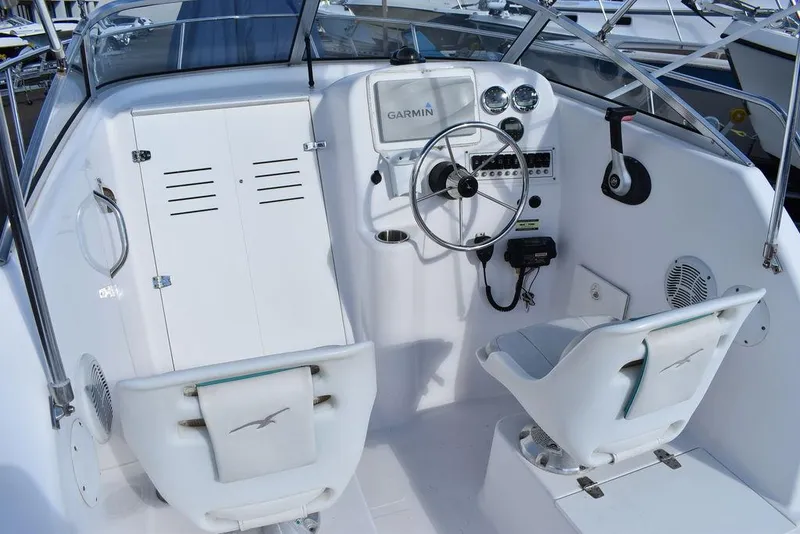 Slide: The Image of 2016 Pro-Line 20 Express boat cockpit with Garmin navigation system and dual seating. - 40