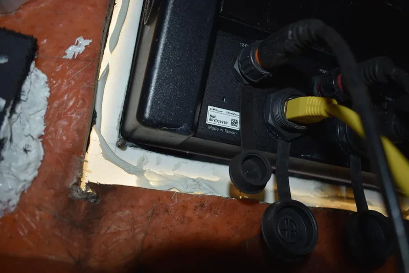 Slide: The Image of Close-up of wiring connections on a 2016 Pro-Line 20 Express boat. - 44