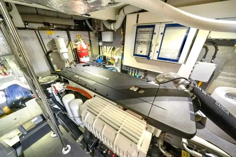 Slide: The Image of Engine Room - Strb. Side  - 146
