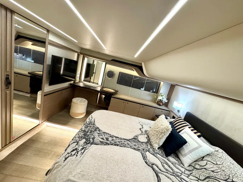 Slide: The Image of Master StateRoom - Strb. Side  - 69