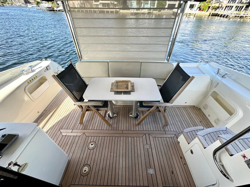 Slide: The Image of Absolute NAVETTA 52 2021 - 91