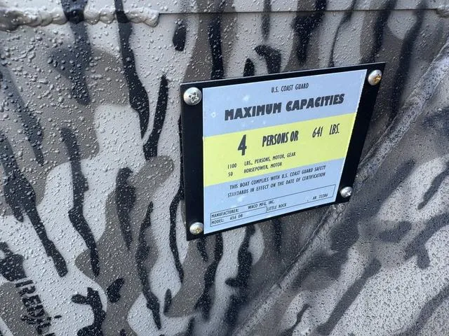 Slide: The Image of Edge Duck Boats 656 DB MB OG CAMO 2025 model, capacity label for 4 persons or 641 lbs. - 7