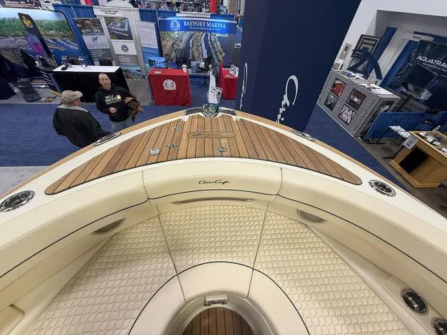 Slide: The Image of Chris-Craft Launch 31 GT 2025 - 25