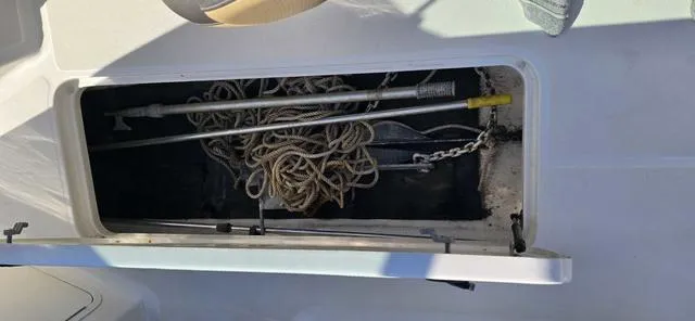 Slide: The Image of Sea Ray 21SPX-OB Bimini 2019 - 74