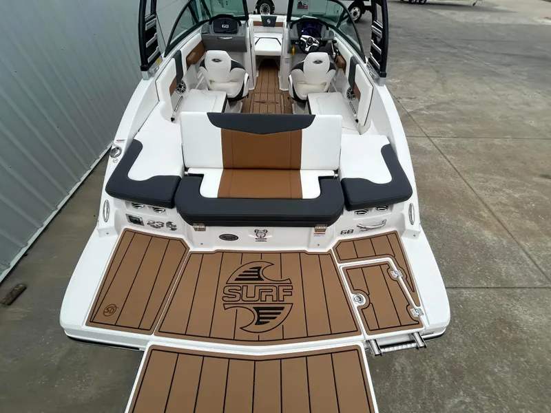 Slide: The Image of Chaparral 23 Surf 2025 - 5