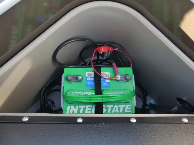 Slide: The Image of Sun Tracker SportFish 20 DLX 2025 - 39