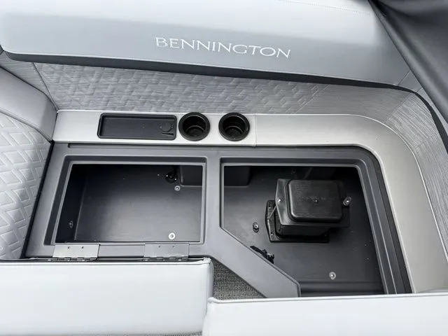 Slide: The Image of Bennington M Quad Bench 22 MFB Tritoon 2025 - 25