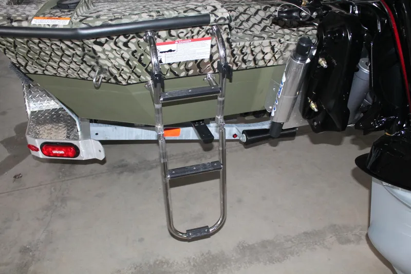 Slide: The Image of Vexus ACX2000 2025 - 17