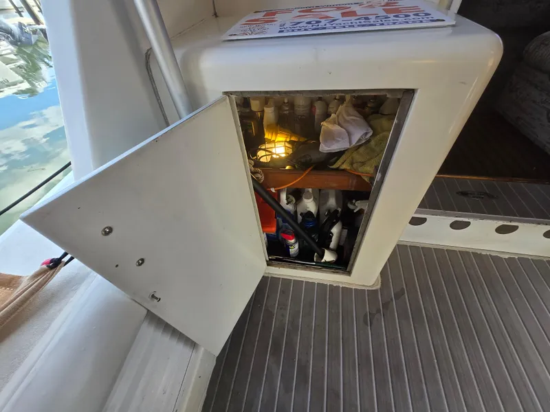 Slide: The Image of Egg Harbor 42 Convertible 1995 - 63