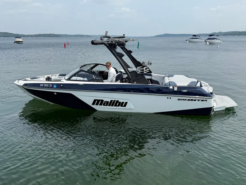 The Image of Malibu Wakesetter 22 LSV 2021 - 1