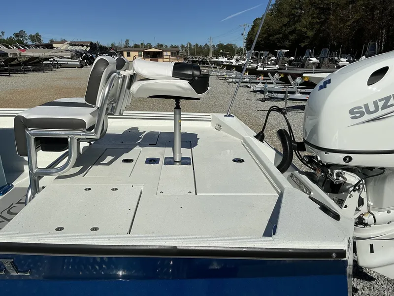 Slide: The Image of Excel Bay Pro 203 203 ELITE 2025 - 8