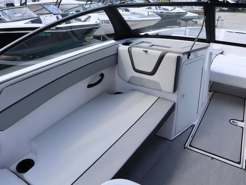 Slide: The Image of Yamaha AR220 2025 - 19