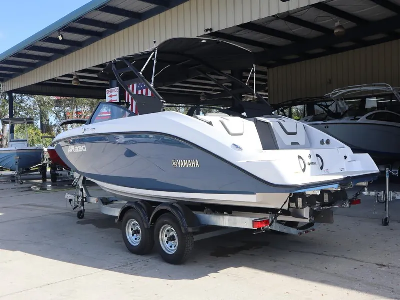 Slide: The Image of Yamaha AR220 2025 - 4