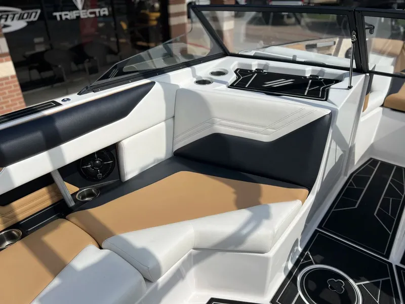 Slide: The Image of ATX 22 Type-S 2025 - 14