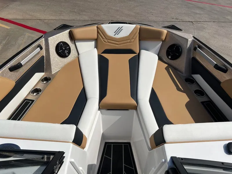 Slide: The Image of ATX 22 Type-S 2025 - 18