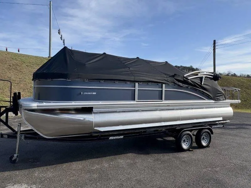 Slide: The Image of Harris Cruiser 230 SL 2025 - 17