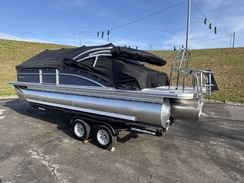 Slide: The Image of Harris Cruiser 230 SL 2025 - 22