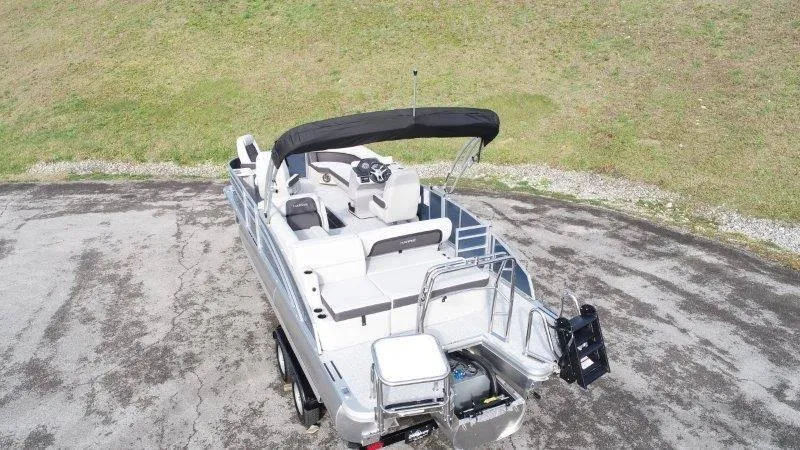 Slide: The Image of Harris Cruiser 230 SL 2025 - 8