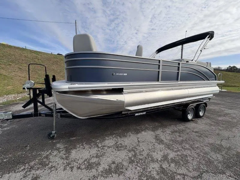 Slide: The Image of Harris Cruiser 230 SL 2025 - 84