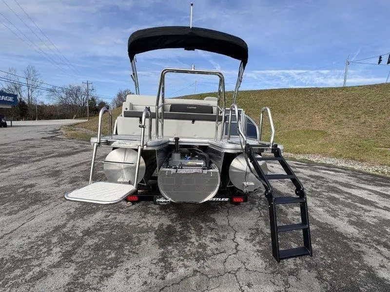 Slide: The Image of Harris Cruiser 230 SL 2025 - 87