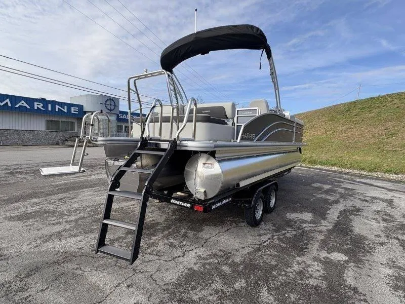 Slide: The Image of Harris Cruiser 230 SL 2025 - 90