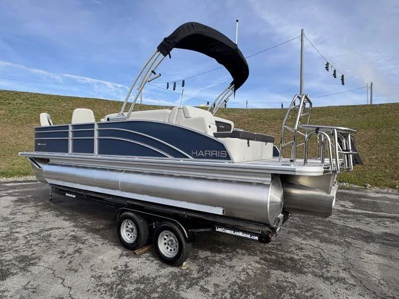 Slide: The Image of Harris Cruiser 230 SL 2025 - 93