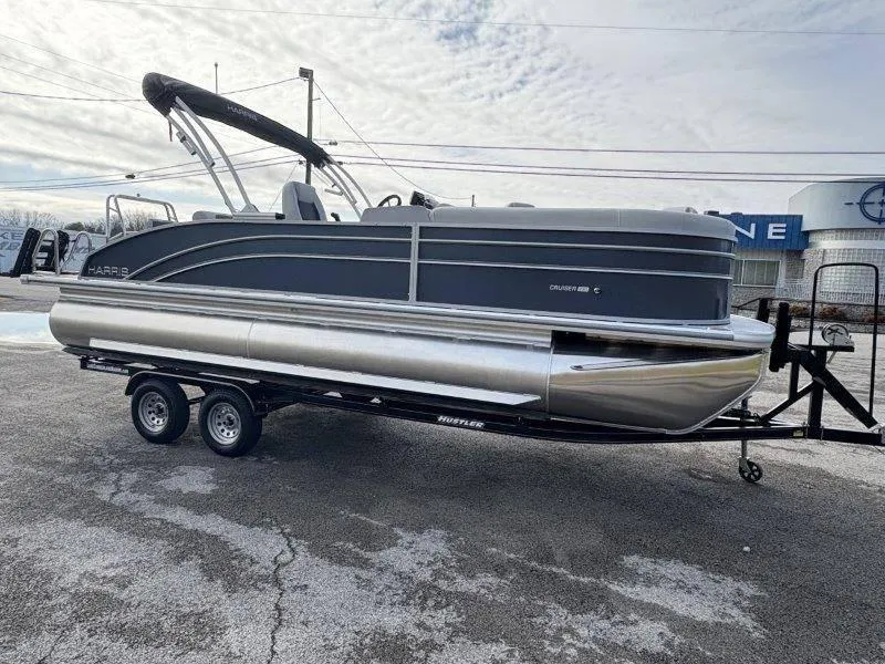 Slide: The Image of Harris Cruiser 230 SL 2025 - 98