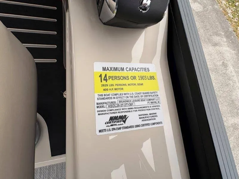 Slide: The Image of Harris Solstice 250 SL 2025 - 61