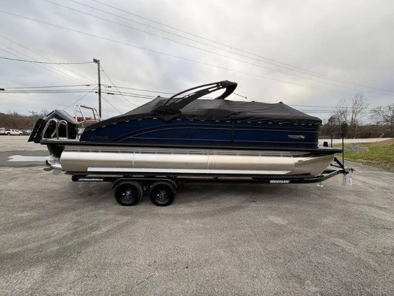 Slide: The Image of Harris Solstice 250 SL 2025 - 78