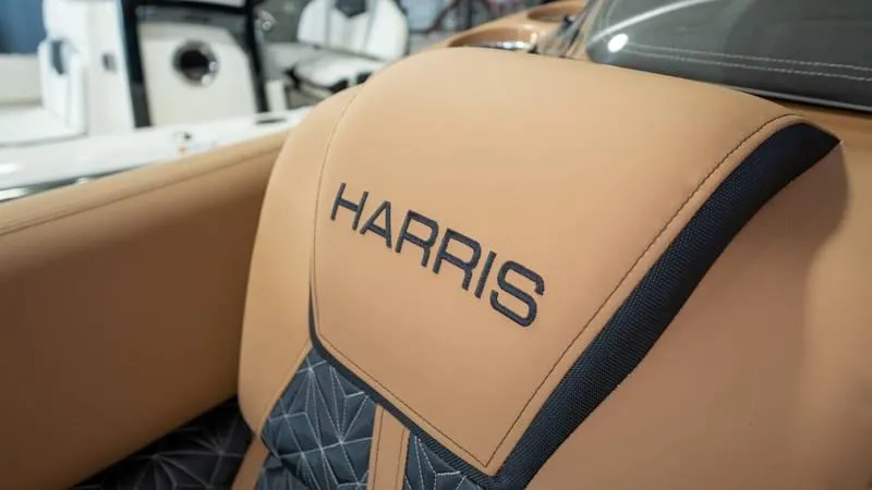 Slide: The Image of Harris GRAND MARINER 250 SLDH 2025 - 12