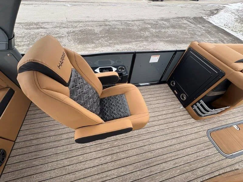 Slide: The Image of Harris GRAND MARINER 250 SLDH 2025 - 140