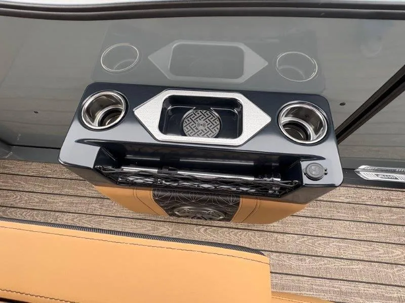 Slide: The Image of Harris GRAND MARINER 250 SLDH 2025 - 143