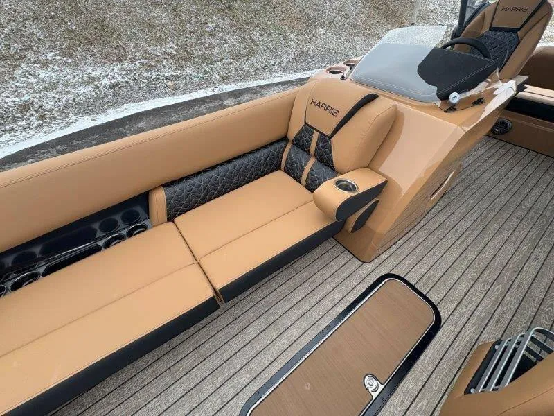 Slide: The Image of Harris GRAND MARINER 250 SLDH 2025 - 146