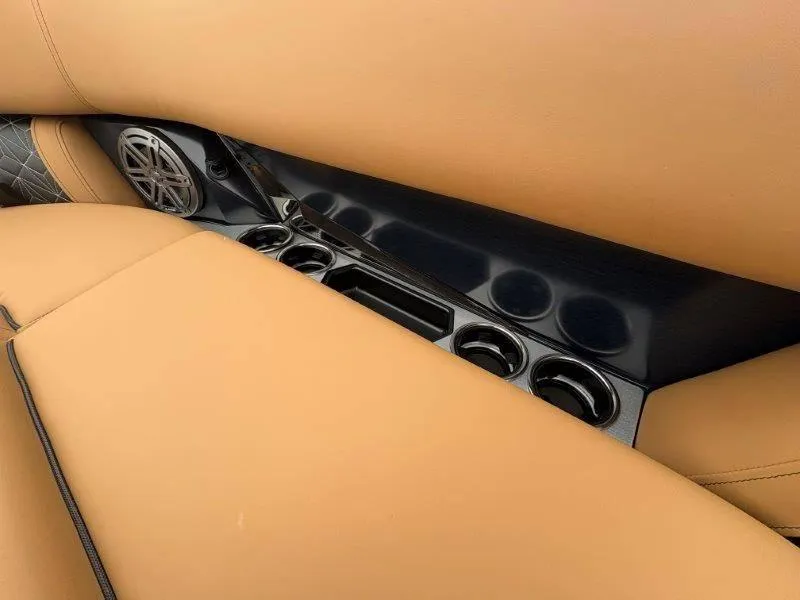 Slide: The Image of Harris GRAND MARINER 250 SLDH 2025 - 148