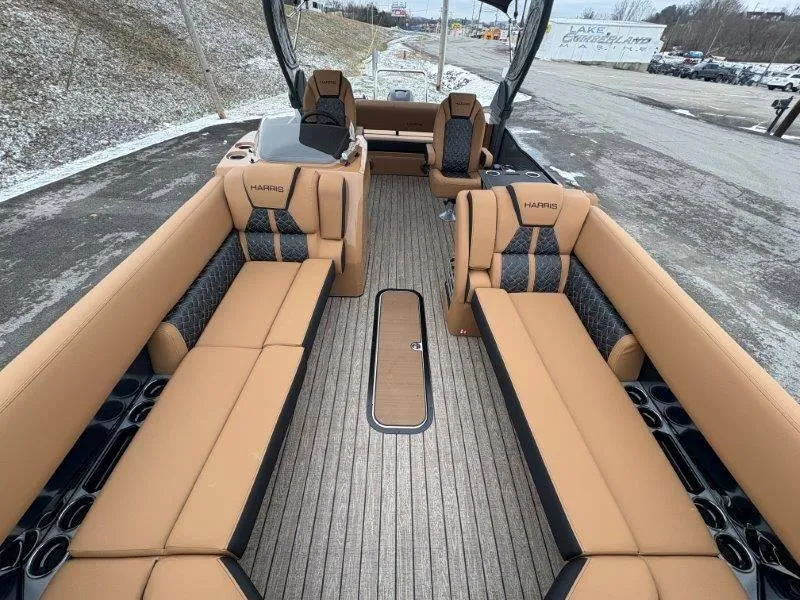 Slide: The Image of Harris GRAND MARINER 250 SLDH 2025 - 160