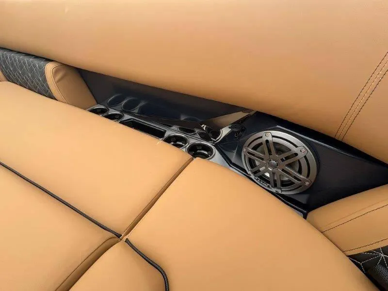 Slide: The Image of Harris GRAND MARINER 250 SLDH 2025 - 161