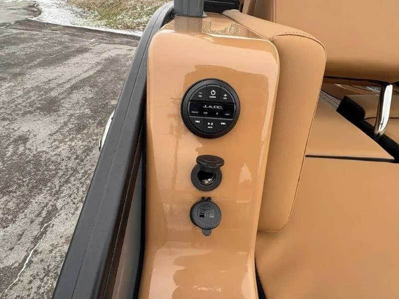 Slide: The Image of Harris GRAND MARINER 250 SLDH 2025 - 179