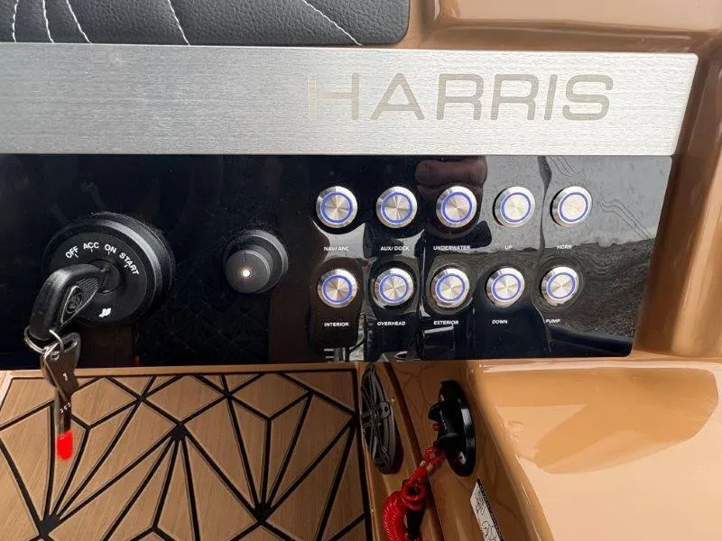 Slide: The Image of Harris GRAND MARINER 250 SLDH 2025 - 184