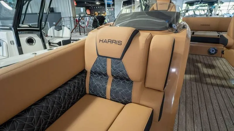 Slide: The Image of Harris GRAND MARINER 250 SLDH 2025 - 19