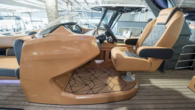 Slide: The Image of Harris GRAND MARINER 250 SLDH 2025 - 31