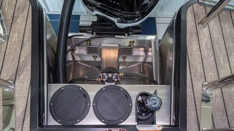 Slide: The Image of Harris GRAND MARINER 250 SLDH 2025 - 33