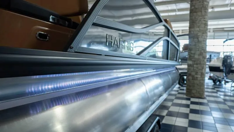 Slide: The Image of Harris GRAND MARINER 250 SLDH 2025 - 44