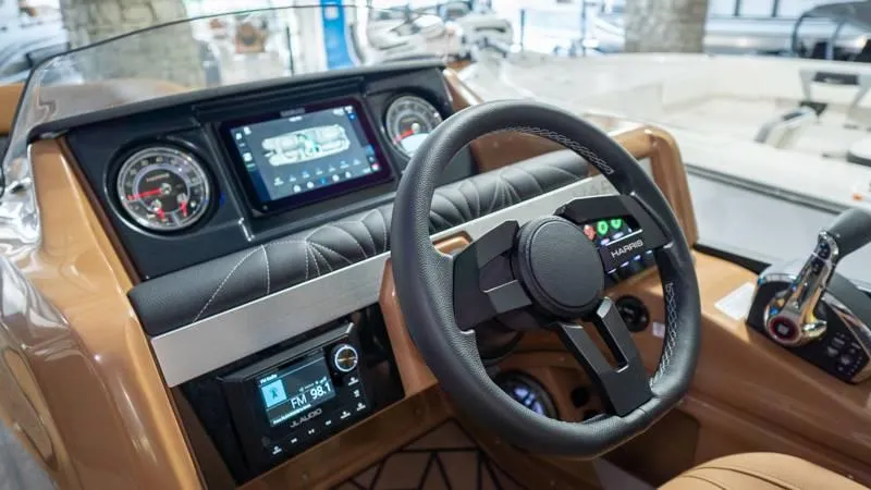 Slide: The Image of Harris GRAND MARINER 250 SLDH 2025 - 47