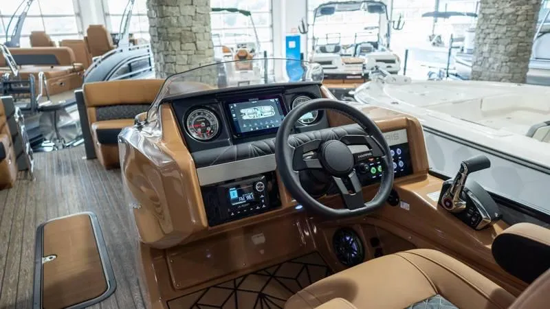 Slide: The Image of Harris GRAND MARINER 250 SLDH 2025 - 48