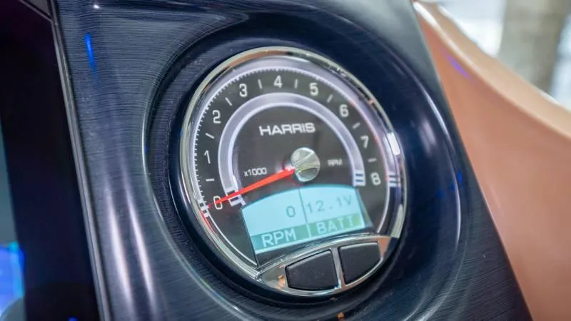 Slide: The Image of Harris GRAND MARINER 250 SLDH 2025 - 53