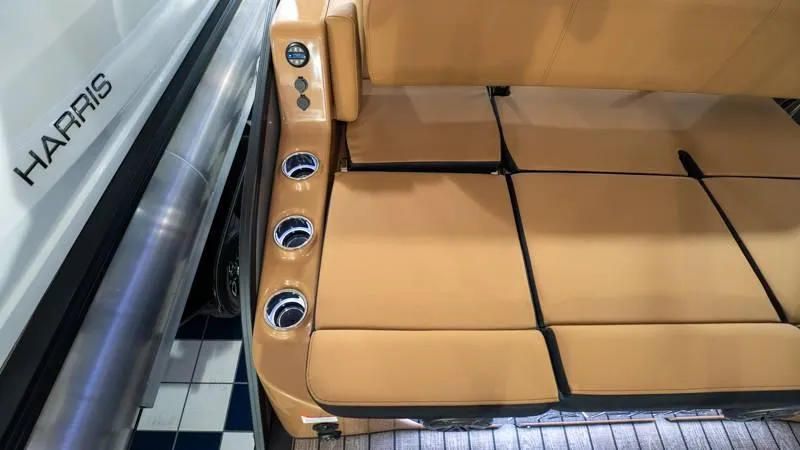 Slide: The Image of Harris GRAND MARINER 250 SLDH 2025 - 68