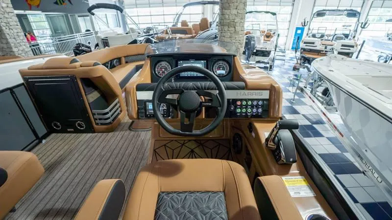 Slide: The Image of Harris GRAND MARINER 250 SLDH 2025 - 77