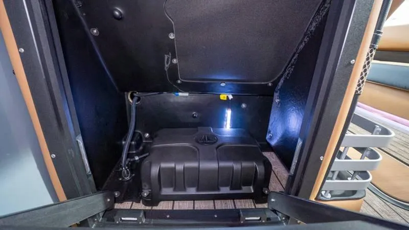 Slide: The Image of Harris GRAND MARINER 250 SLDH 2025 - 82